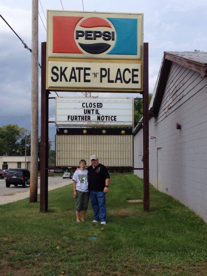 Skate 'N' Place Roller Skating Rinks in Bloomington IL