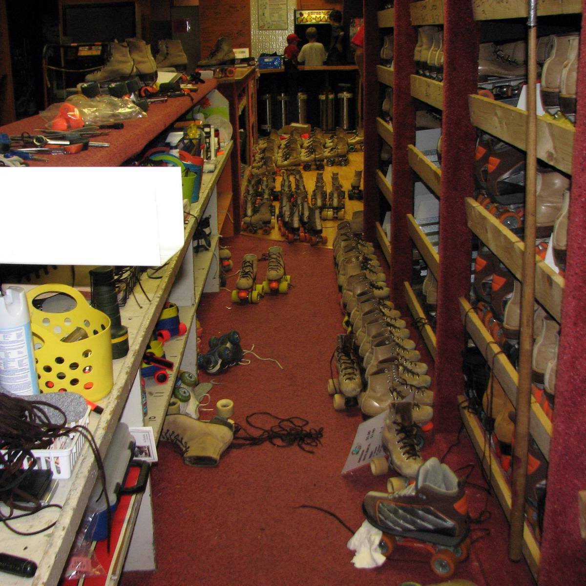 Spinnin' Wheels Skate Center Roller Skating Rinks in Oskaloosa IA