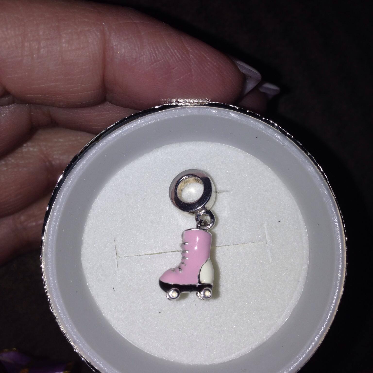 1654653_664352693630327_2117896248_o