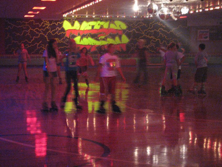 Wheels In Motion Roller Skating Rinks in Van Buren AR