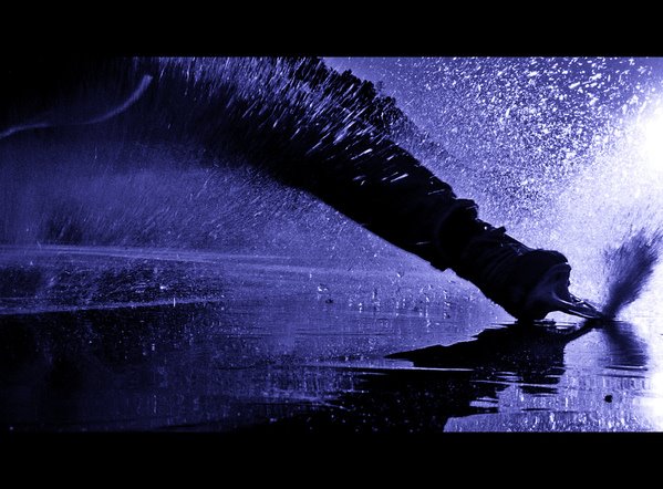 304956_10150296174223925_983876112_n