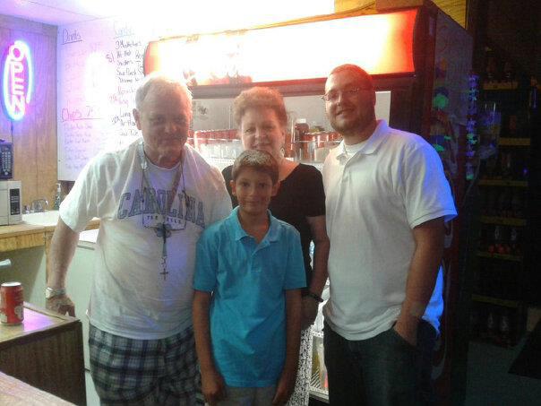 310661_528187187195503_1884531454_n