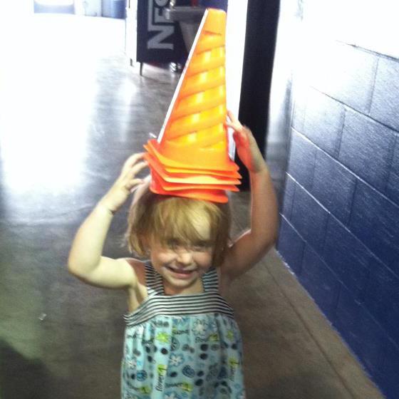 376578_509975625684753_1570618201_n