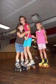 381769_233687793369171_2009254678_n