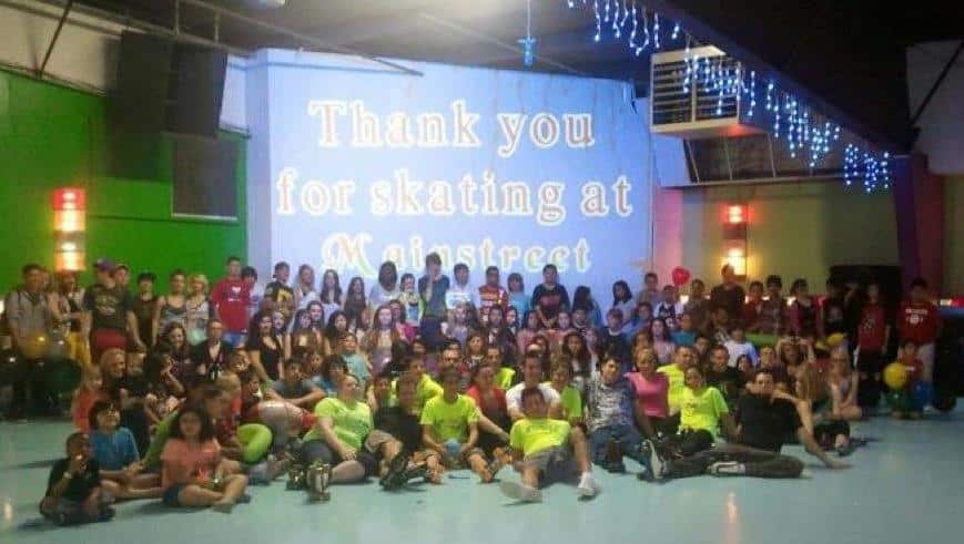 543201_10151140763293868_1210848283_n