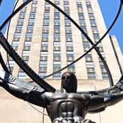 576565_402775683076770_811118457_n