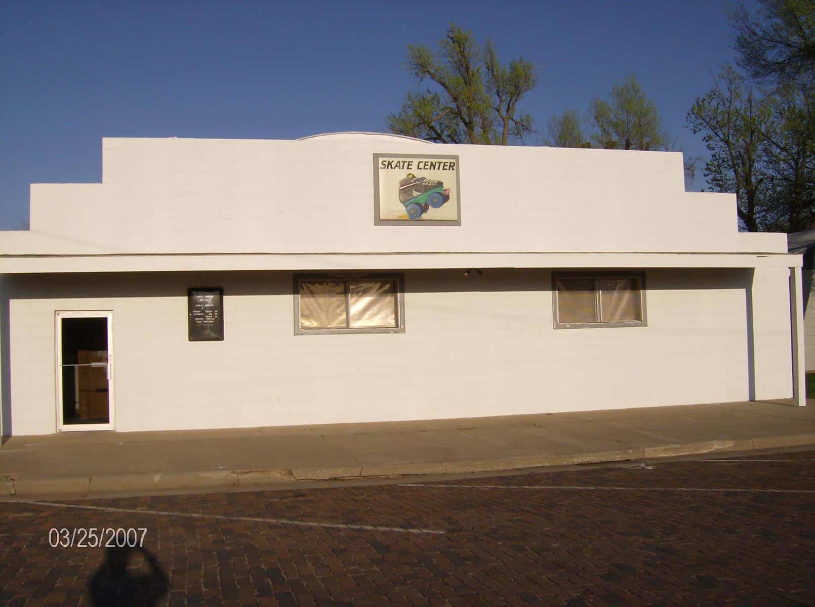 Rolla Rena Skate Center (Harper, Ks.) Skating Rinks Near Me