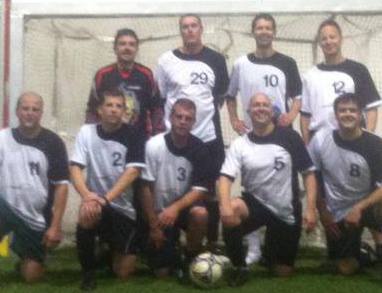 971628_671051996243781_165264448_n