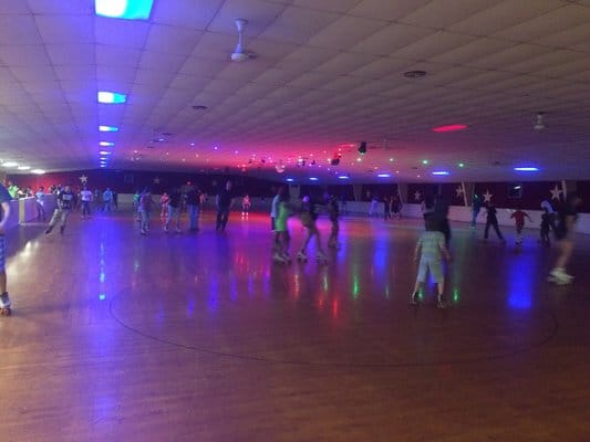 Mid-Cities Skateland – Skating Rinks Near Me