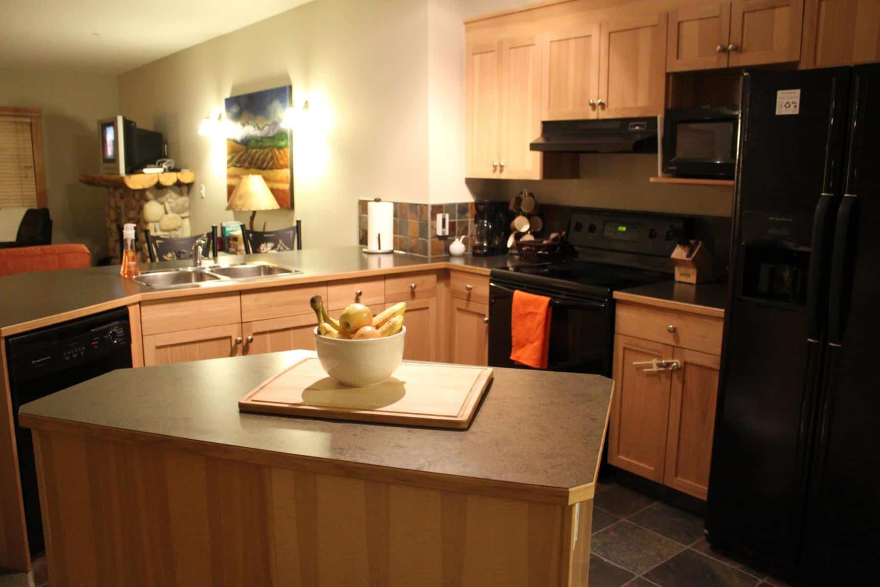 334465_420565534667201_496972414_o