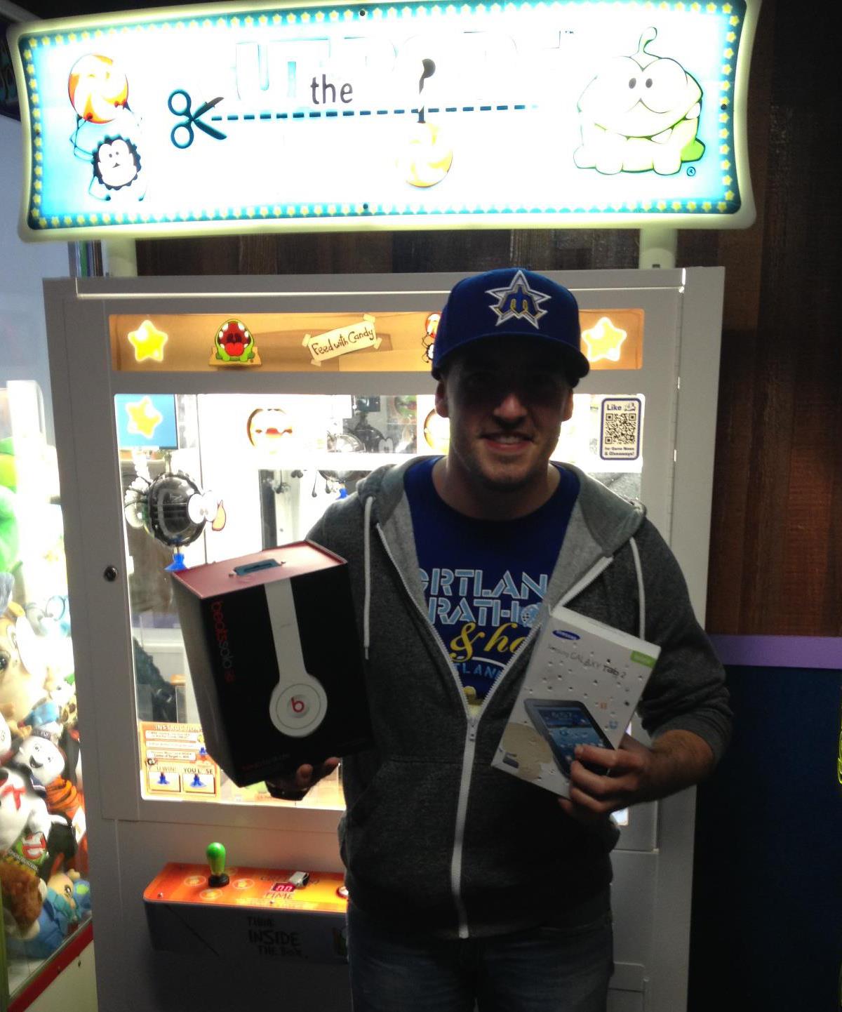 894844_10151849838843776_1745681832_o